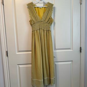 Max Studio Yellow Sleeveless Vneck Midi Smocked Waist Georgette Dress Sz L